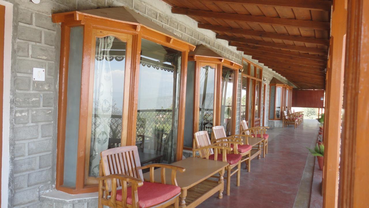 Kausani Best Inn Екстериор снимка