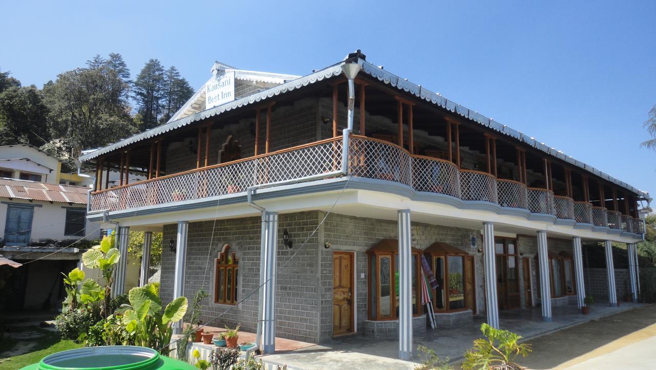 Kausani Best Inn Екстериор снимка